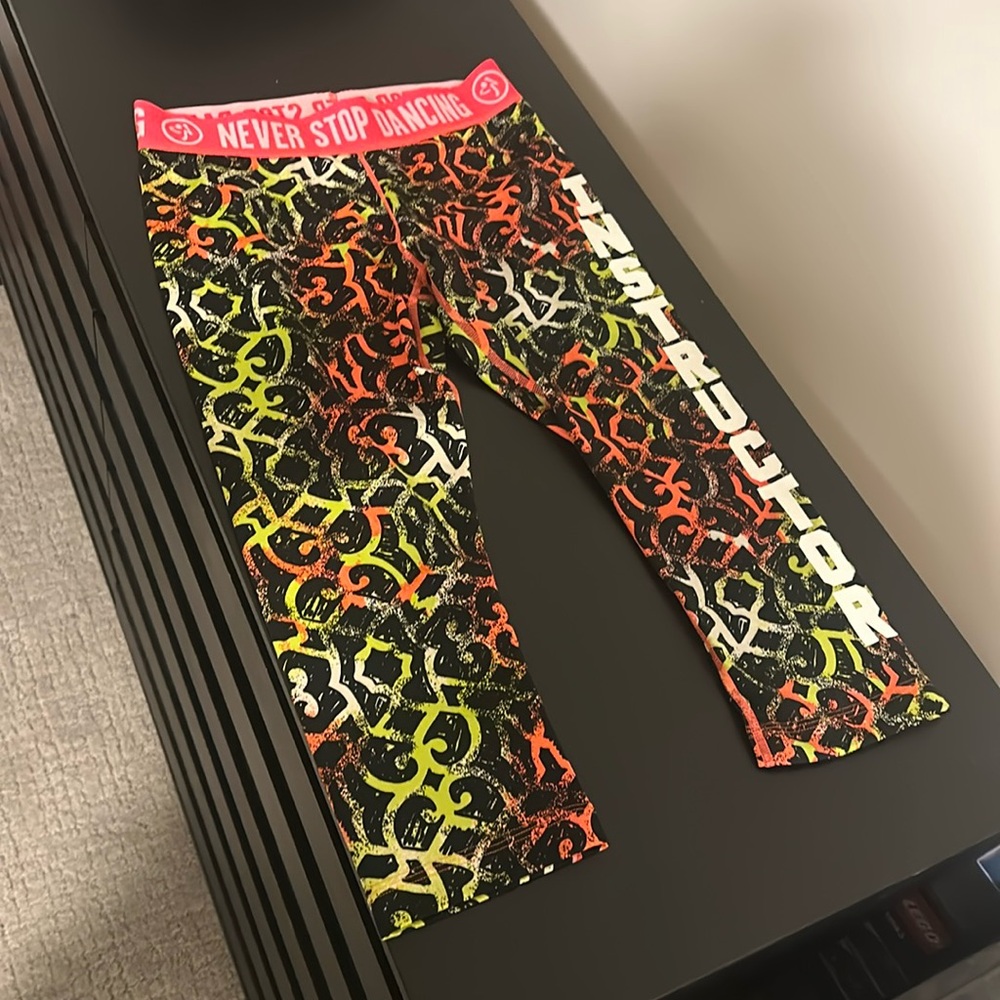 Never stop dancing instructor capri leggings